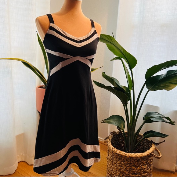 Synergy Organic Clothing Dresses & Skirts - NWT - Synergy Organic Black and Grey Stripe Dress - Small